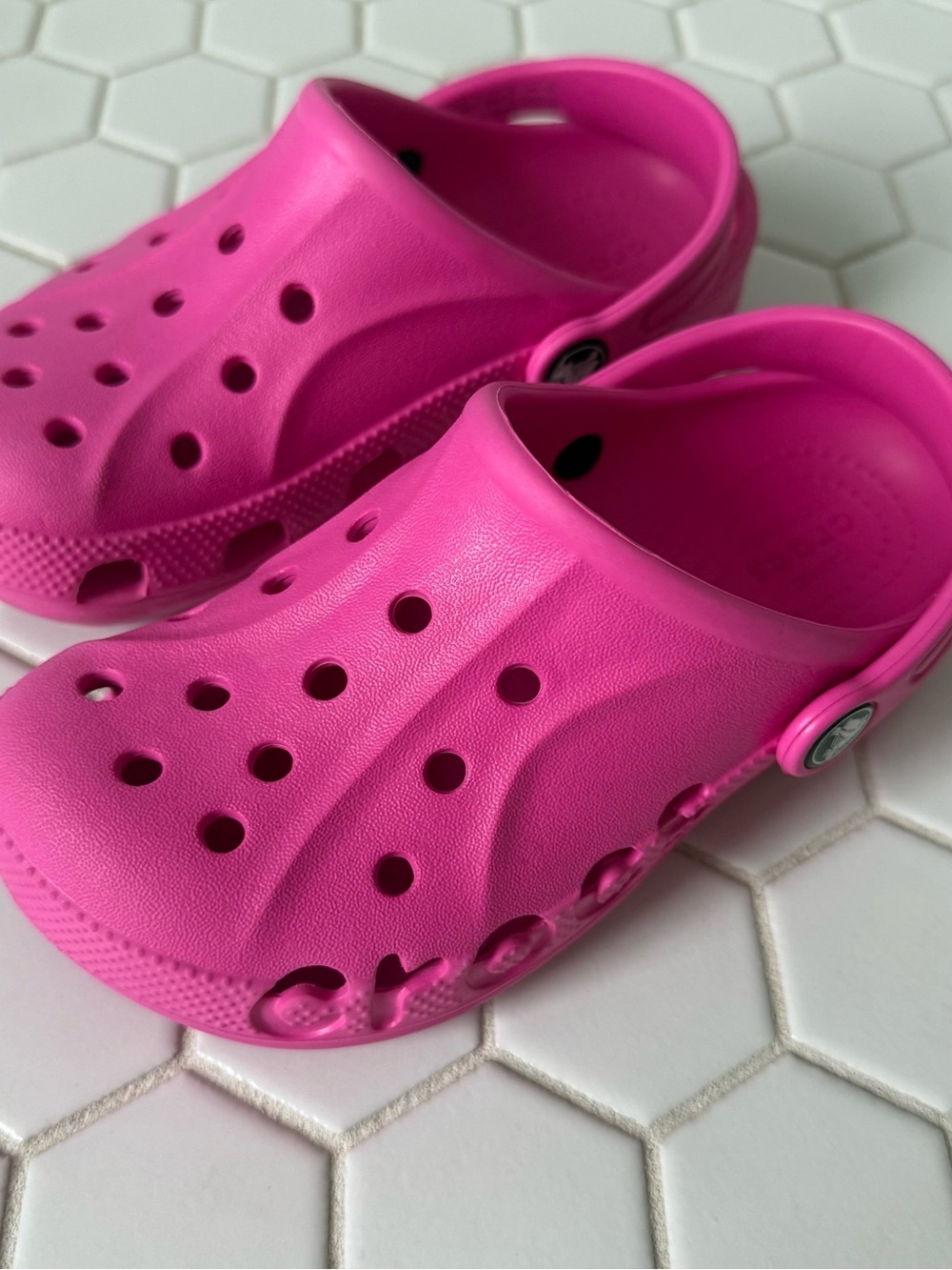CROCS Kids Bright Pink Classic Clog